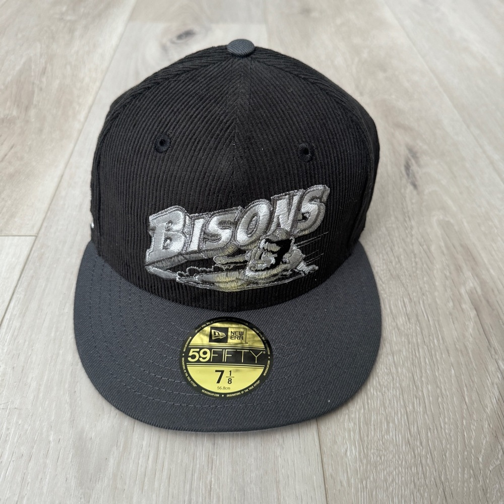 New Era Buffalo Bisons Fitted Baseball Hat Corduroy Sz 7 1/8